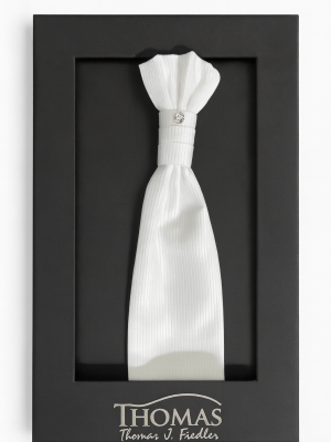 corbatín/plastron/blanco pliegues